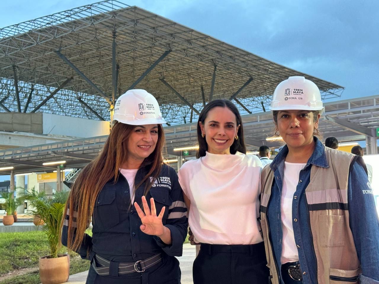 uploads/6/32/01 (698).Jpeg